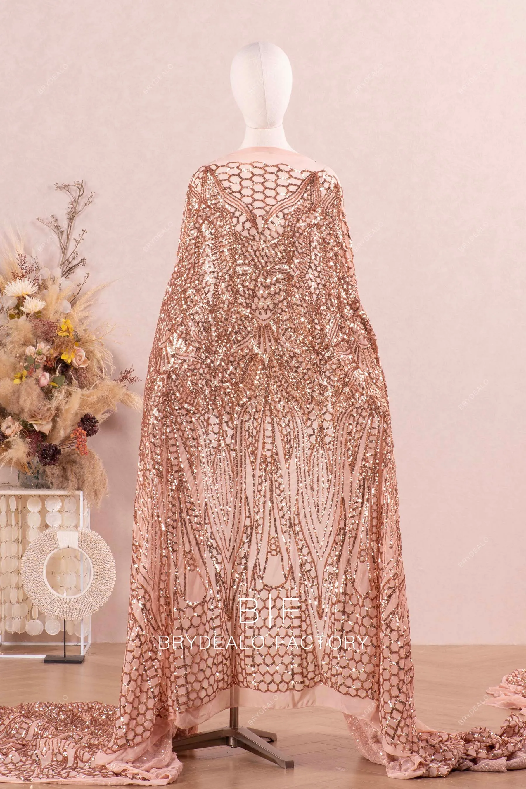 Best Rose Gold Unique Patterned Sequined Lace Fabric