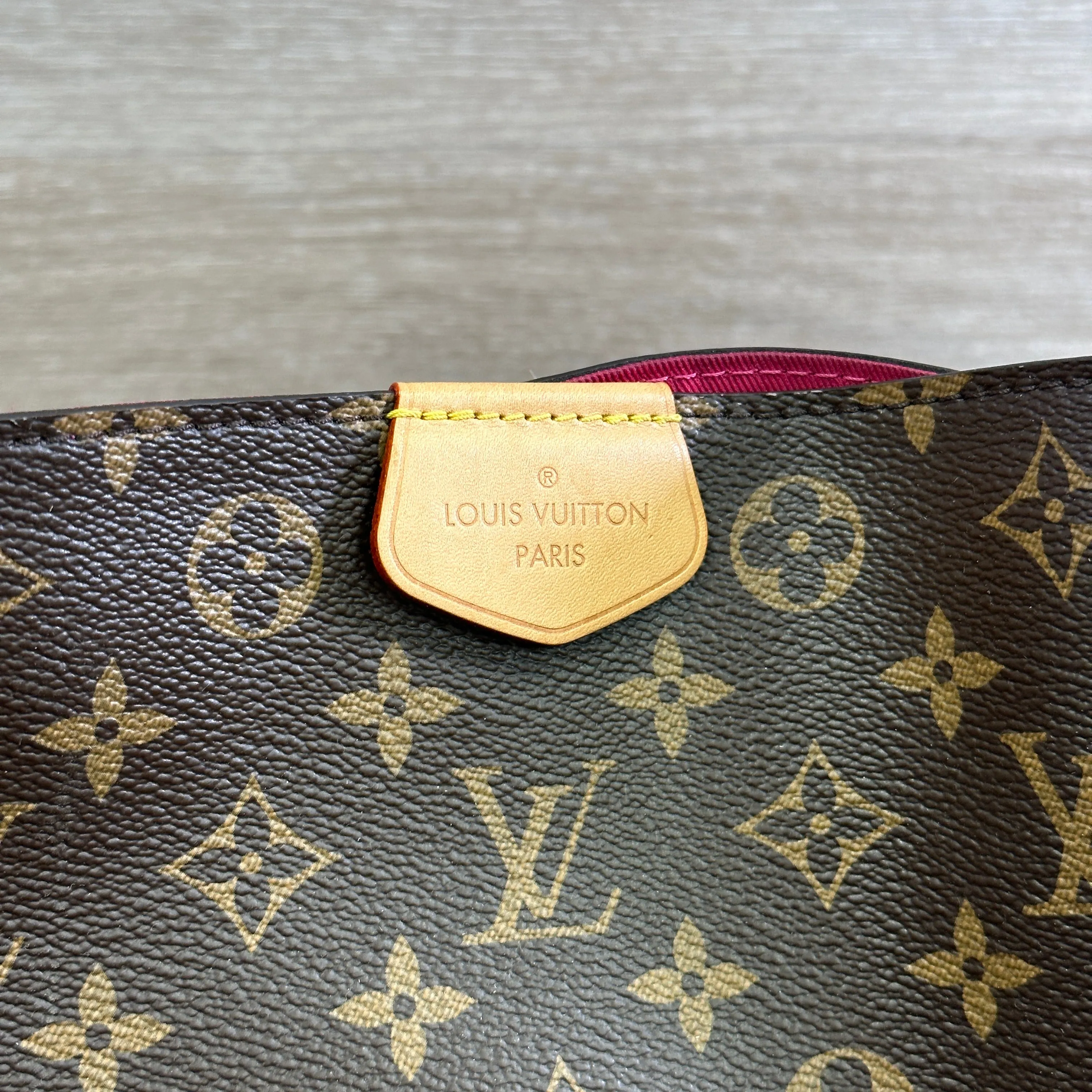 Louis Vuitton Graceful MM - Peony Monogram