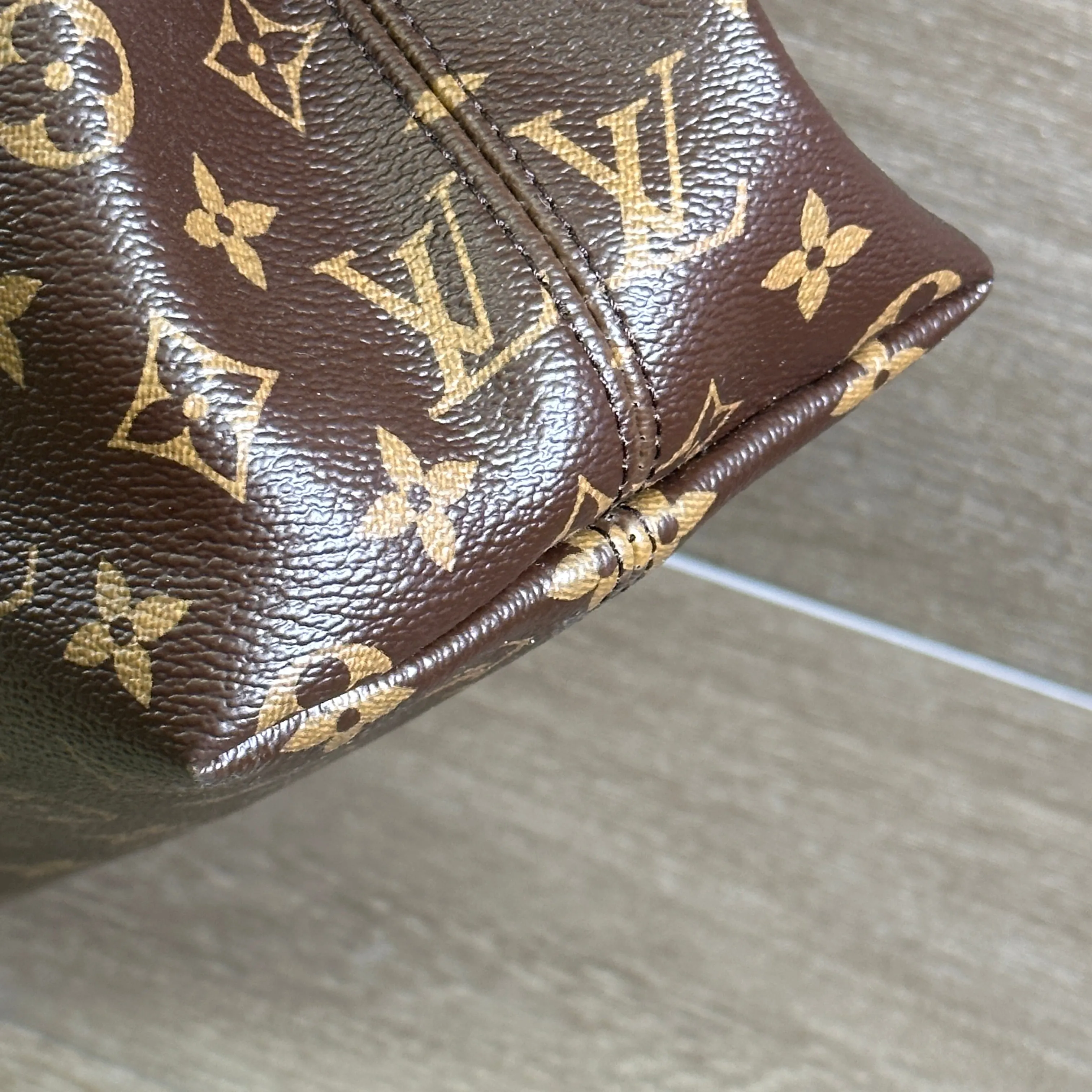 Louis Vuitton Graceful MM - Peony Monogram