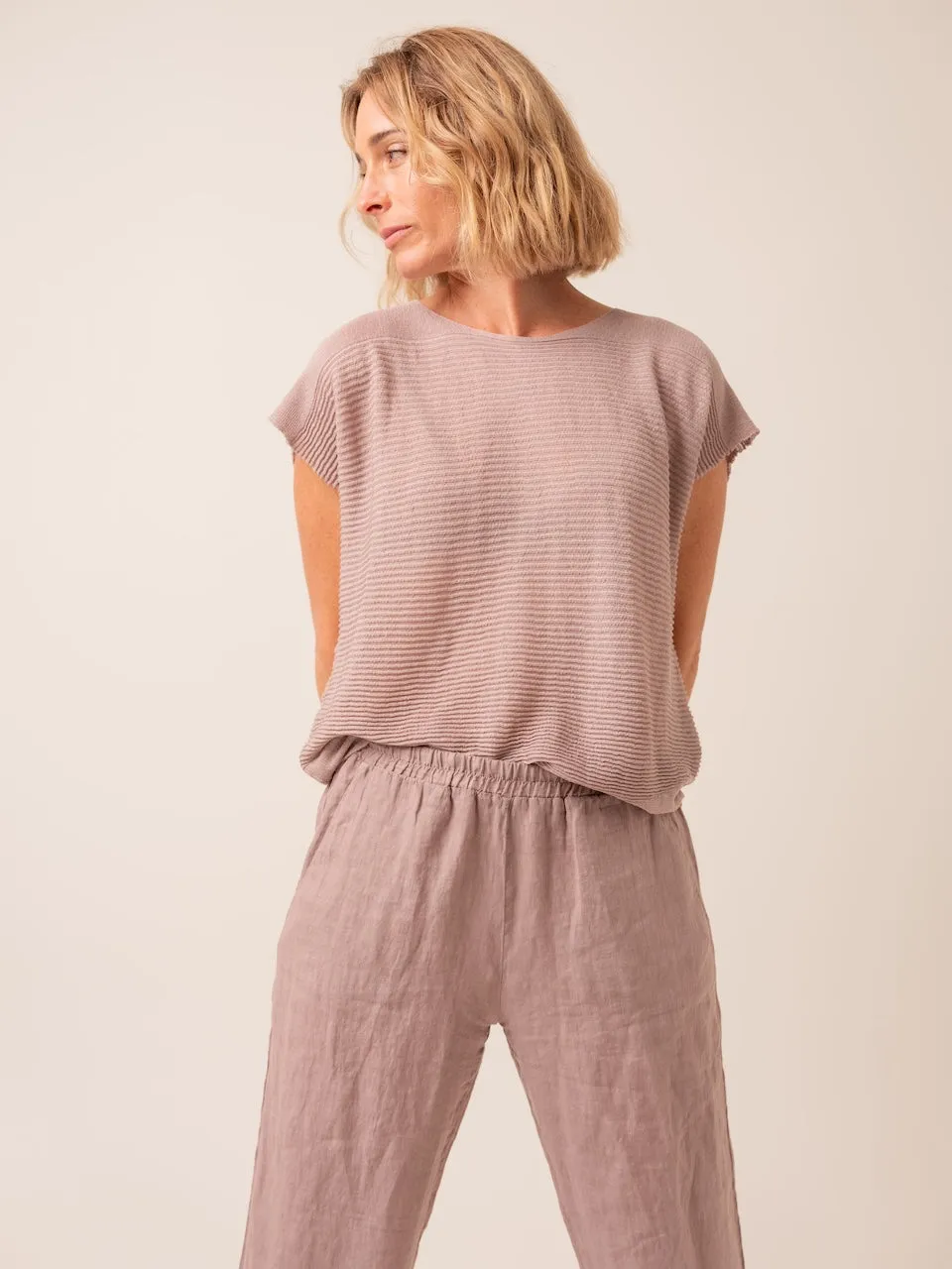 Transit Par Such Light weight Knit Top in Mauve